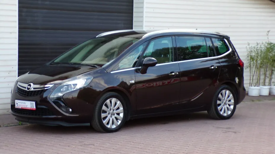 OPEL Zafira -