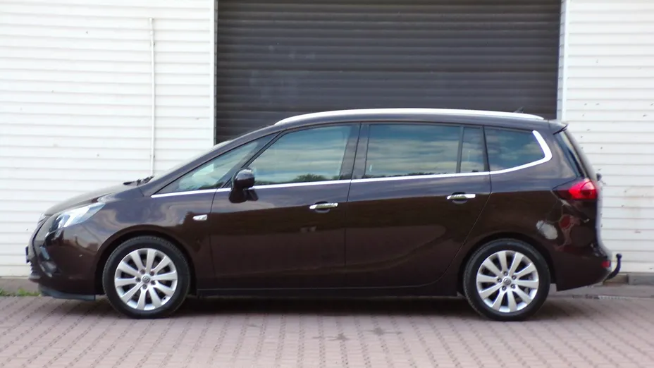 OPEL Zafira -