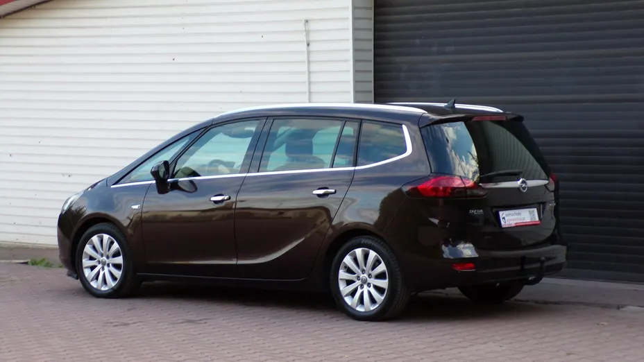 OPEL Zafira -