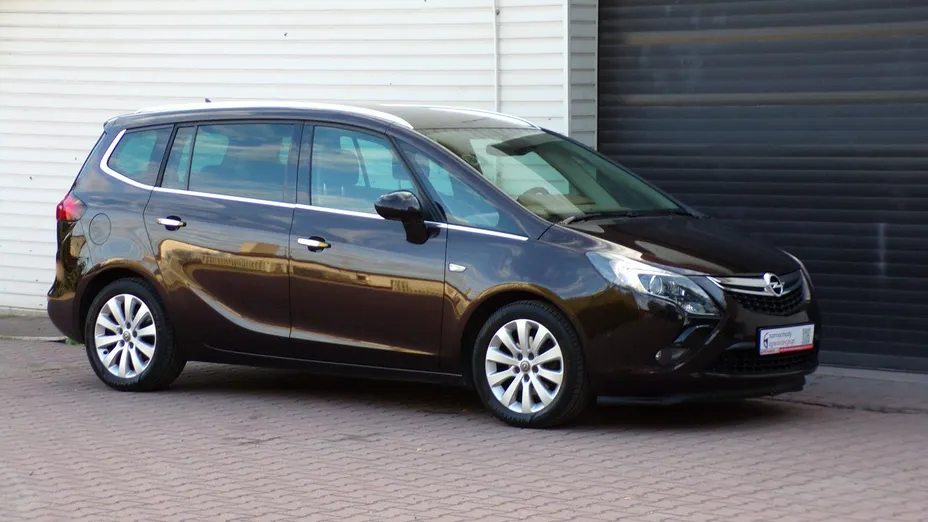 OPEL Zafira -