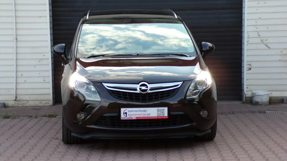 OPEL Zafira -