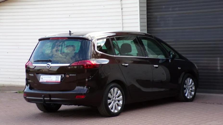 OPEL Zafira -