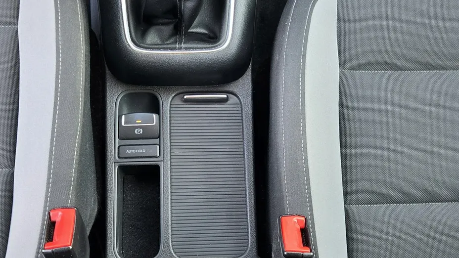 VOLKSWAGEN Tiguan -
