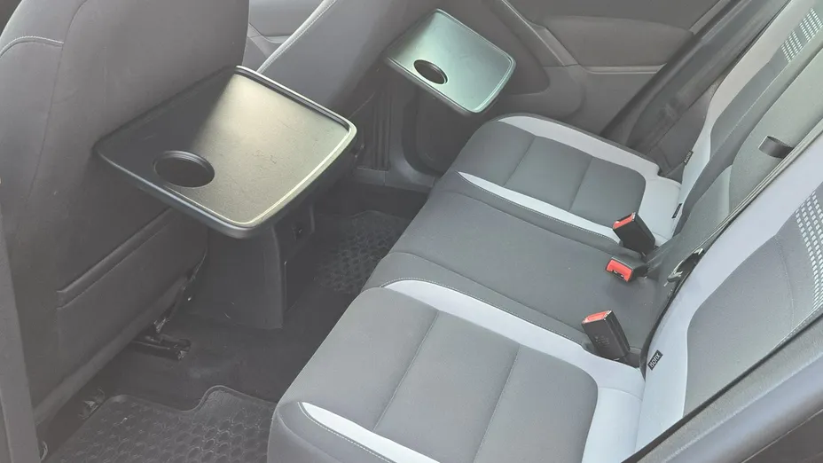 VOLKSWAGEN Tiguan -