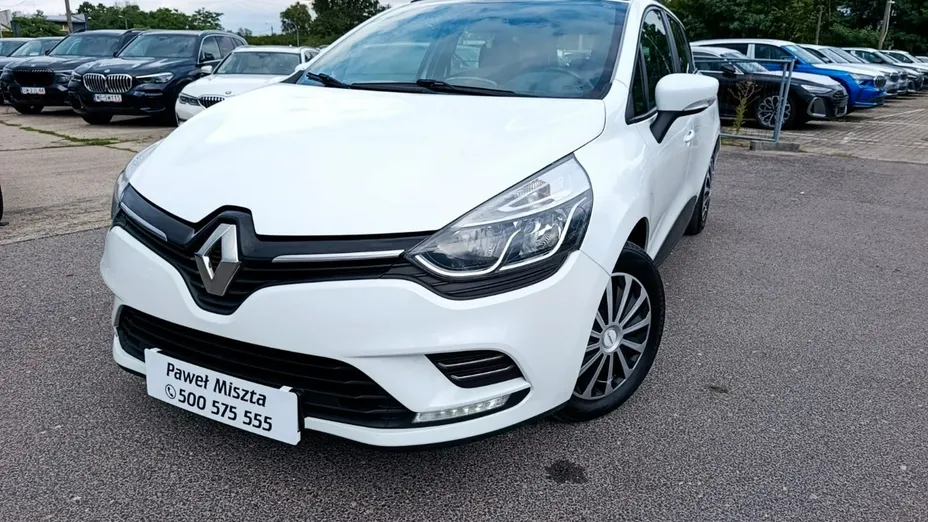 RENAULT Clio -