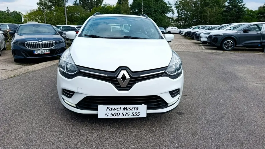 RENAULT Clio -
