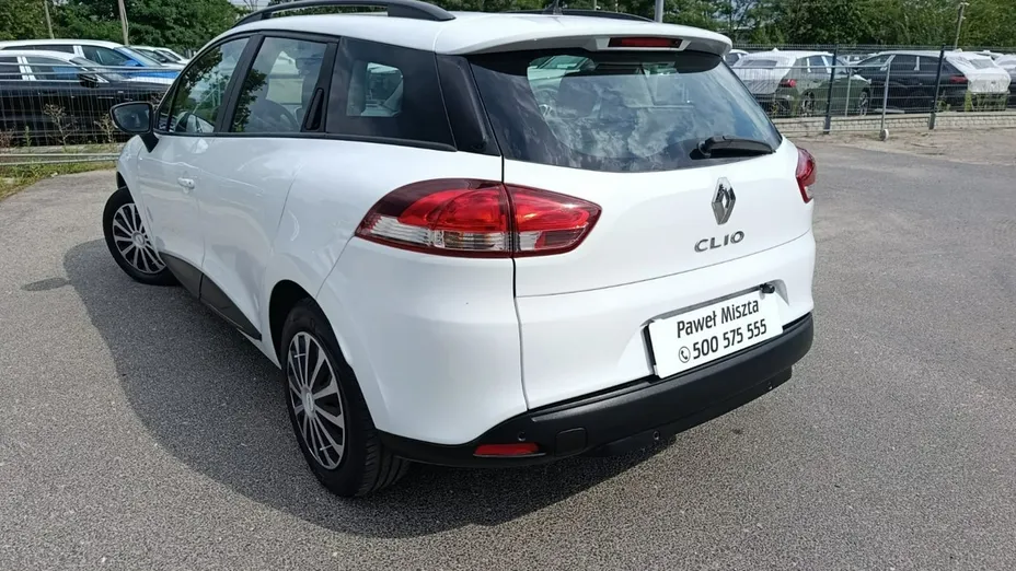 RENAULT Clio -