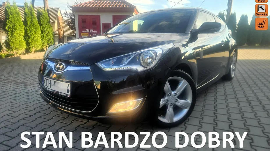 HYUNDAI Veloster -
