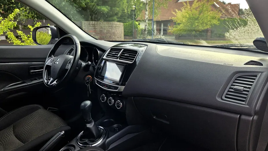 MITSUBISHI ASX -