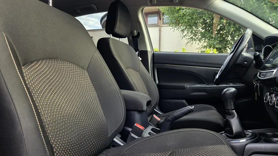 MITSUBISHI ASX -