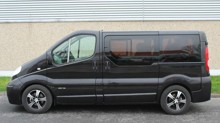 RENAULT Trafic -