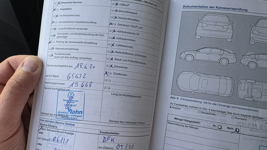 VOLKSWAGEN Tiguan -