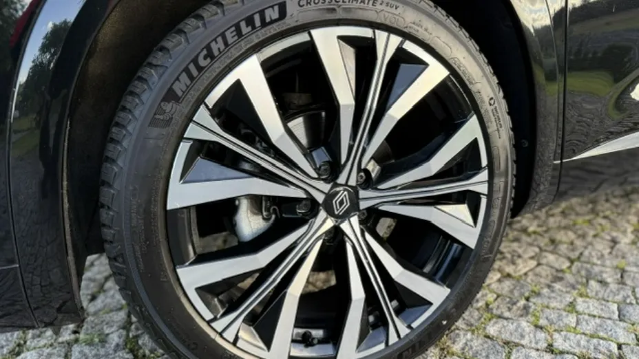 RENAULT Austral -
