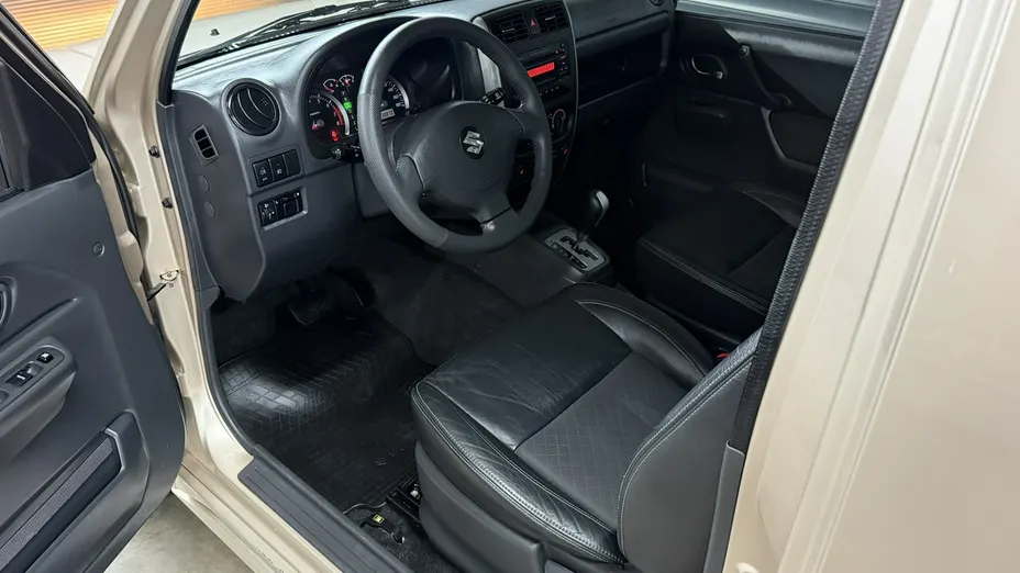 SUZUKI Jimny -