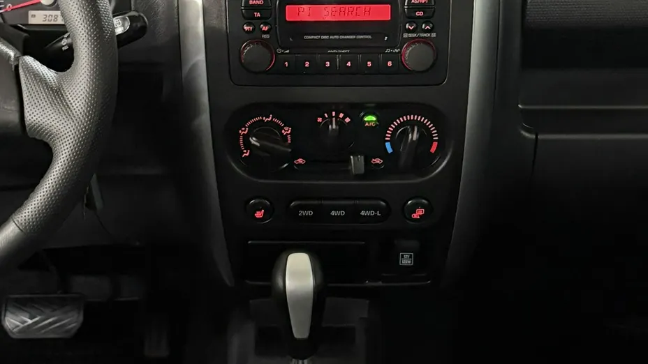 SUZUKI Jimny -