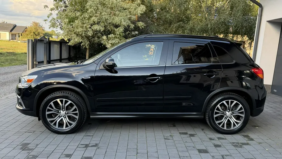 MITSUBISHI ASX -
