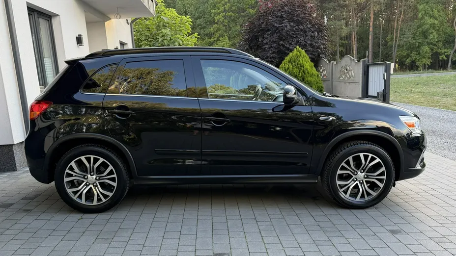 MITSUBISHI ASX -