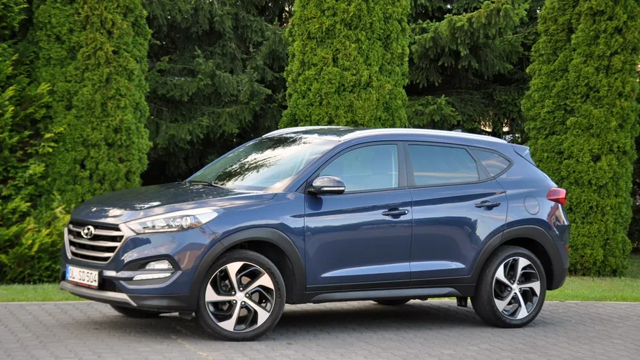 HYUNDAI Tucson -