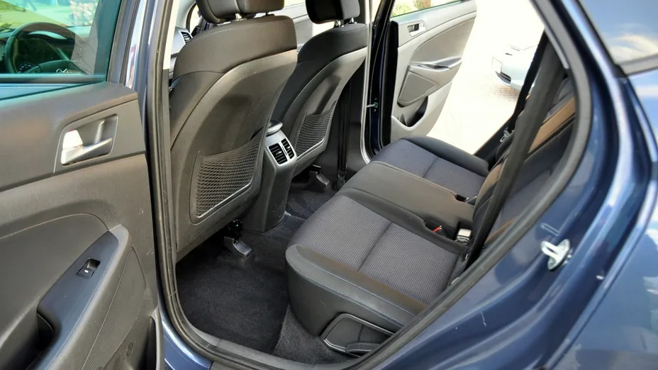 HYUNDAI Tucson -