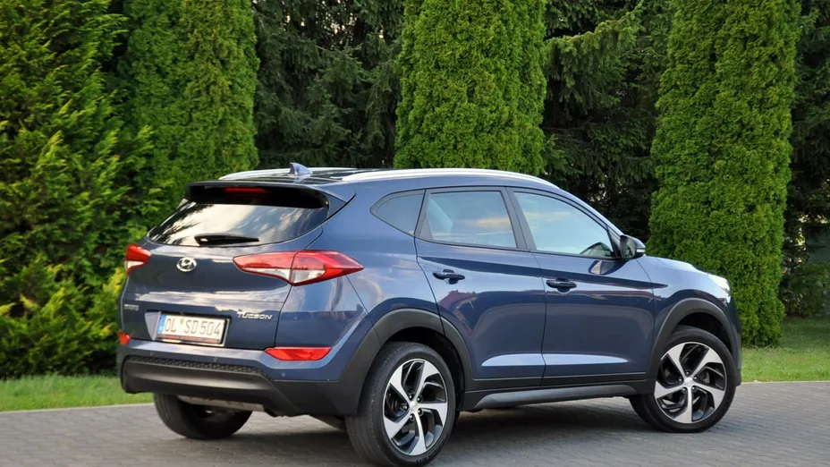 HYUNDAI Tucson -