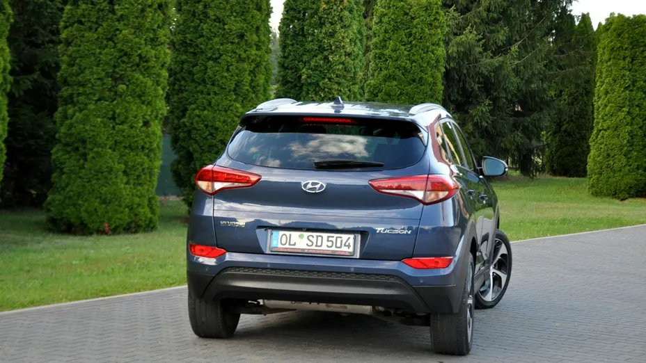 HYUNDAI Tucson -