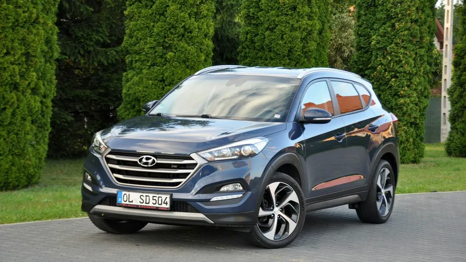 HYUNDAI Tucson -