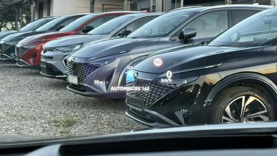 NISSAN Qashqai -