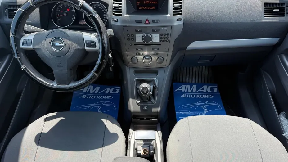 OPEL Zafira -