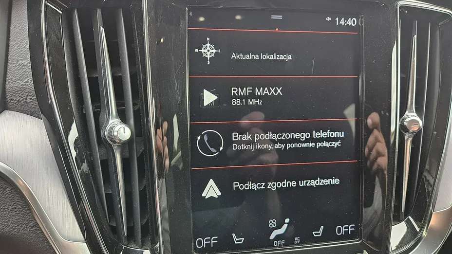 VOLVO V60 -