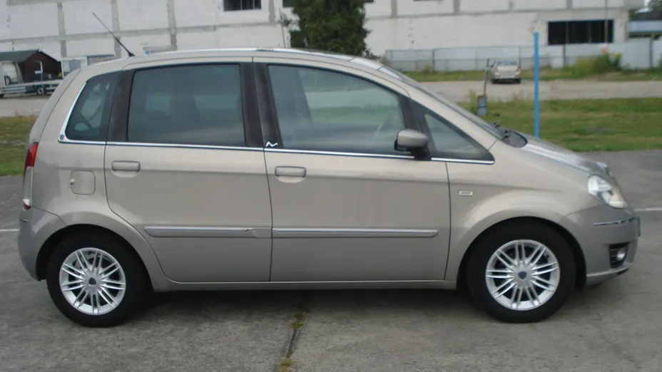 LANCIA Musa -