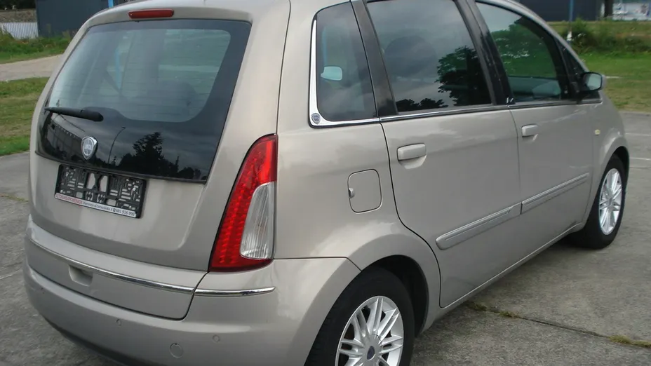 LANCIA Musa -