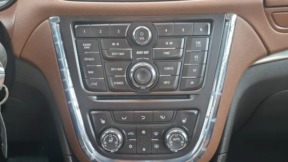 OPEL Mokka -