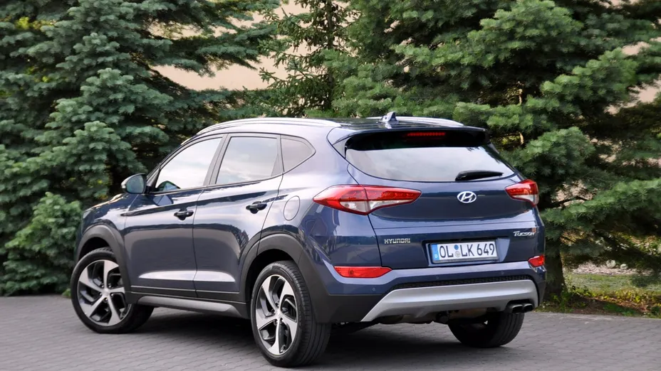 HYUNDAI Tucson -