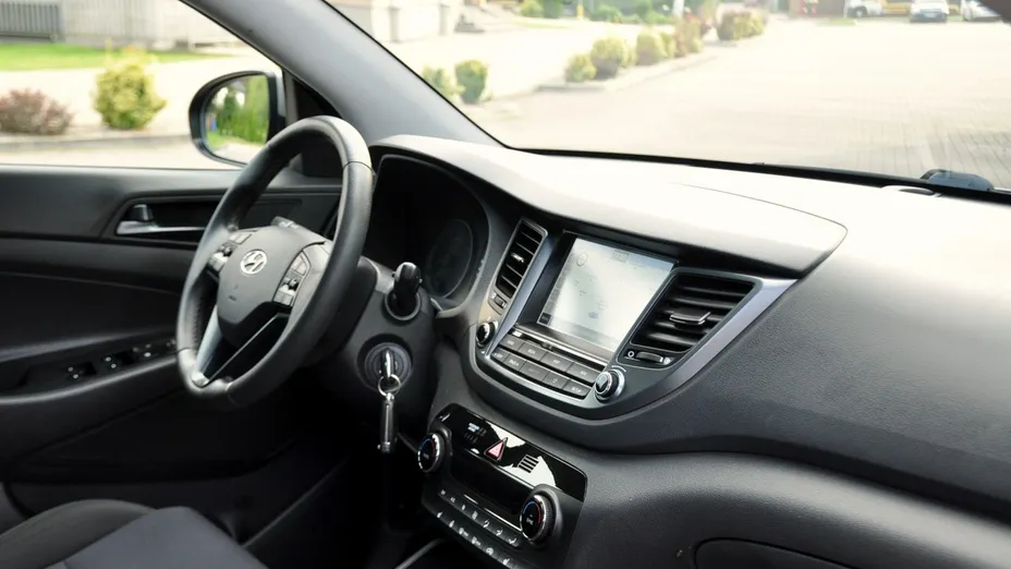 HYUNDAI Tucson -