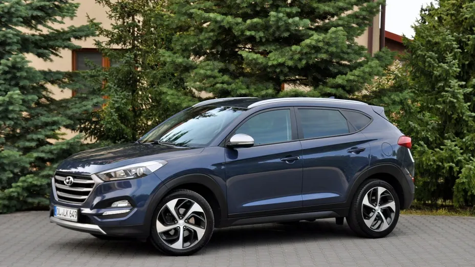 HYUNDAI Tucson -