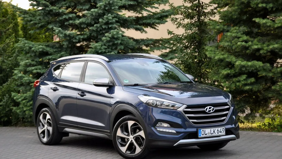 HYUNDAI Tucson -