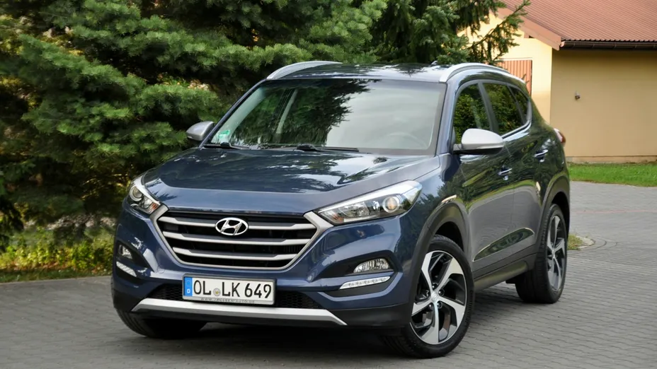 HYUNDAI Tucson -