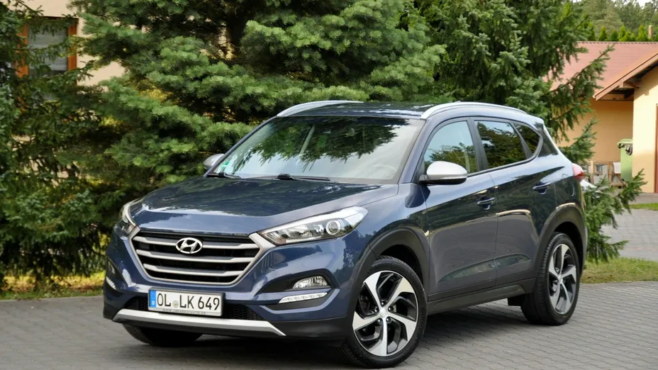 HYUNDAI Tucson -