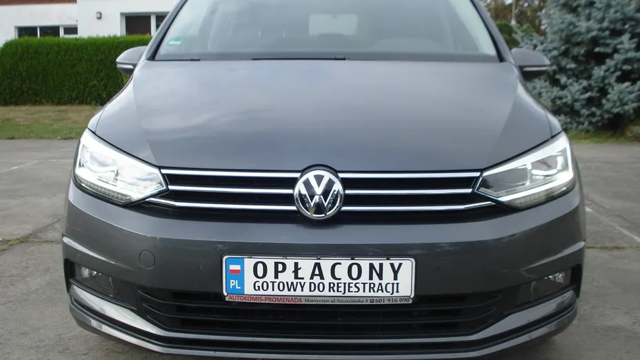 VOLKSWAGEN Touran -