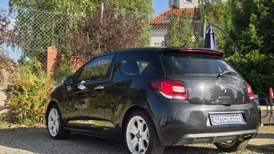 CITROEN DS3 -