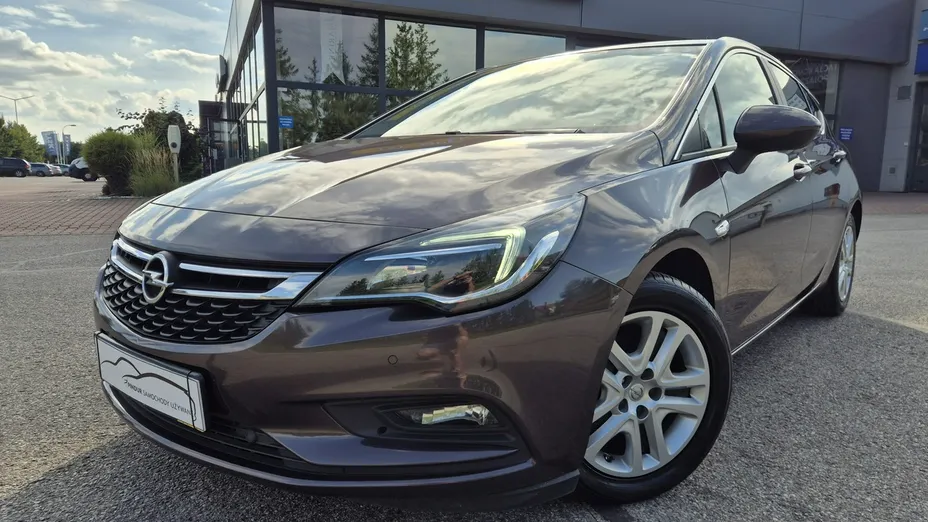 OPEL Astra -