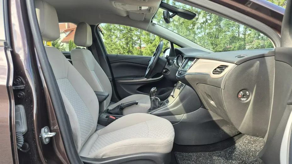 OPEL Astra -