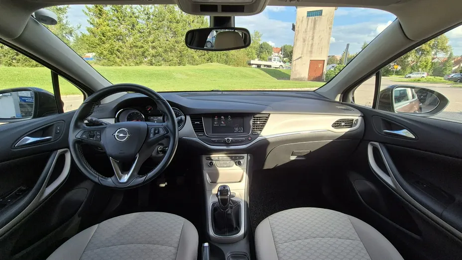 OPEL Astra -