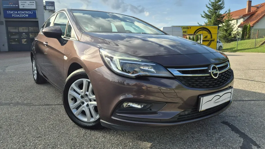 OPEL Astra -