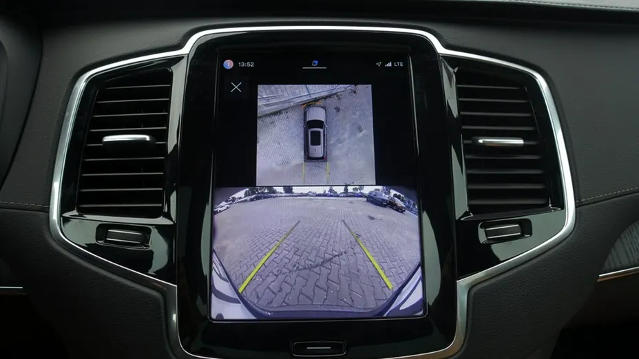 VOLVO XC90 -