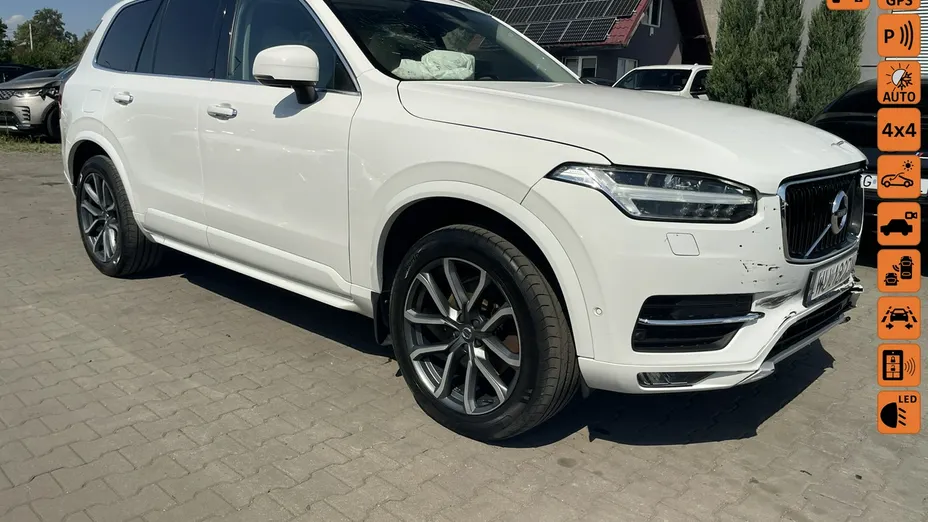 VOLVO XC90 -