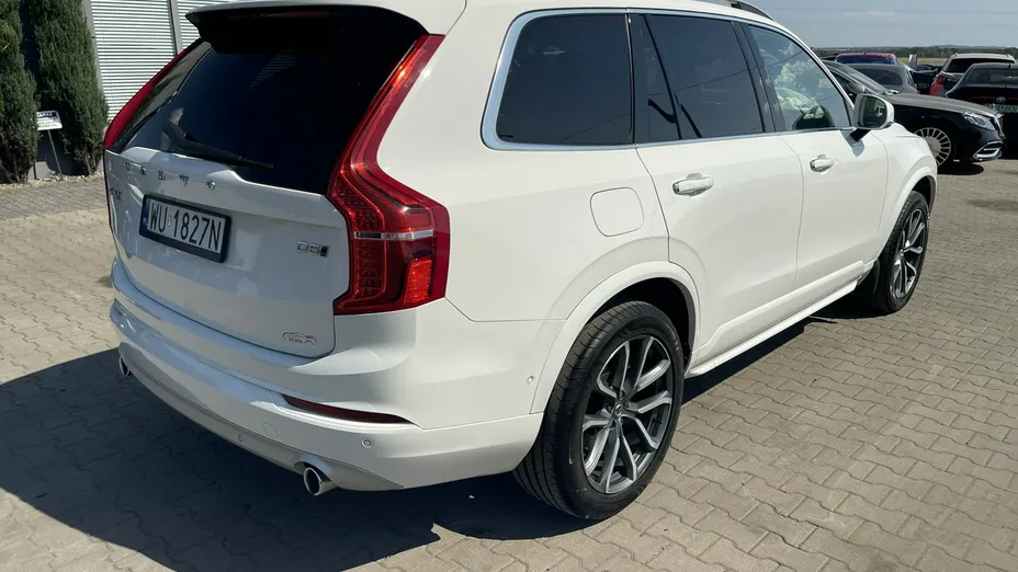 VOLVO XC90 -