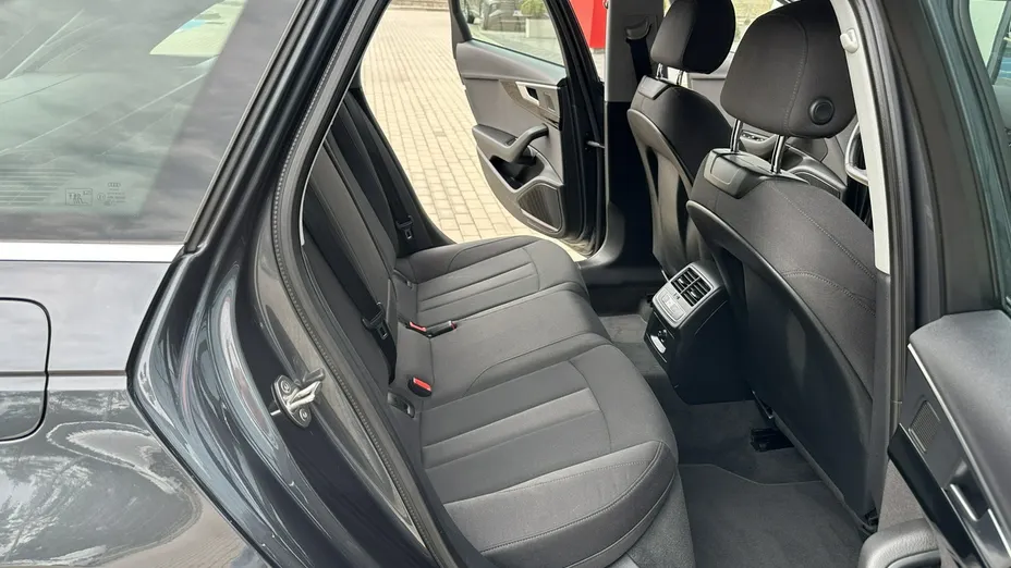 AUDI A4 Avant -