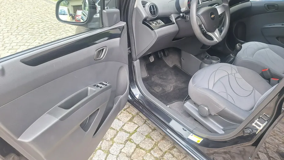 CHEVROLET Spark -