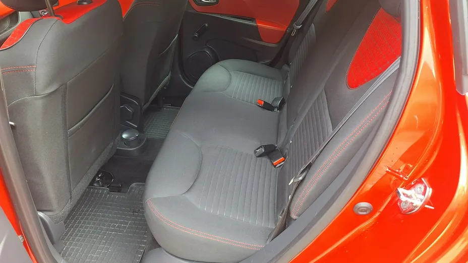 RENAULT Clio -